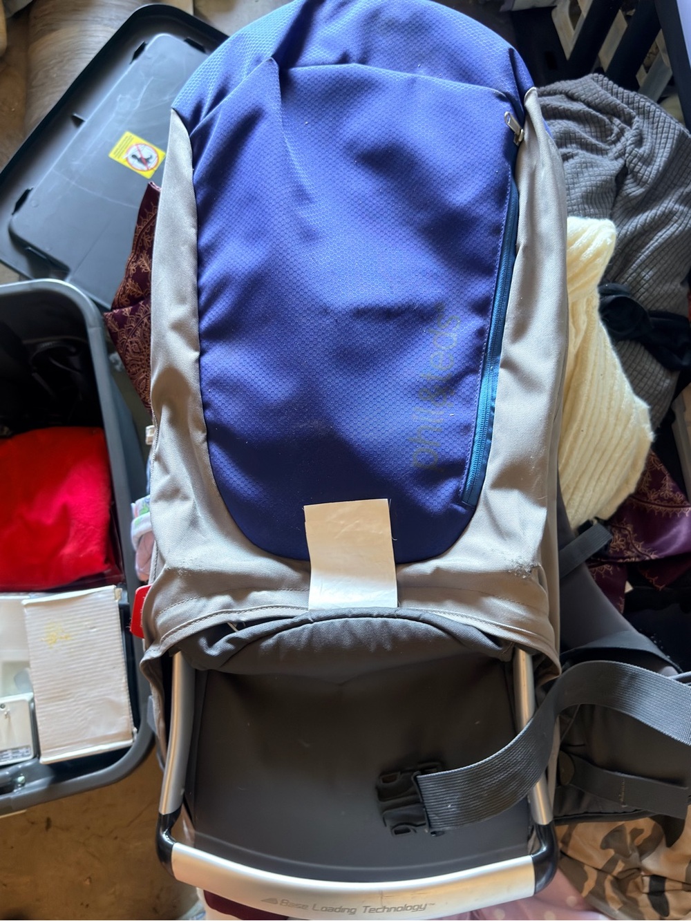 Kid carrier hiking backpack